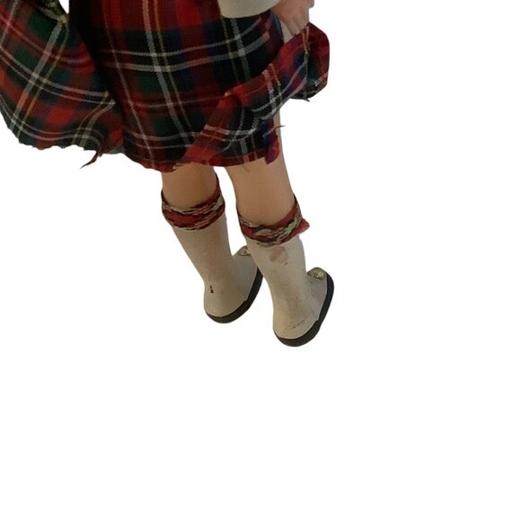 Vtg Scottish Bagpiper Doll Traditional Highland Dress White Fur Hat Plaid Kilt - Picture 6 of 8
